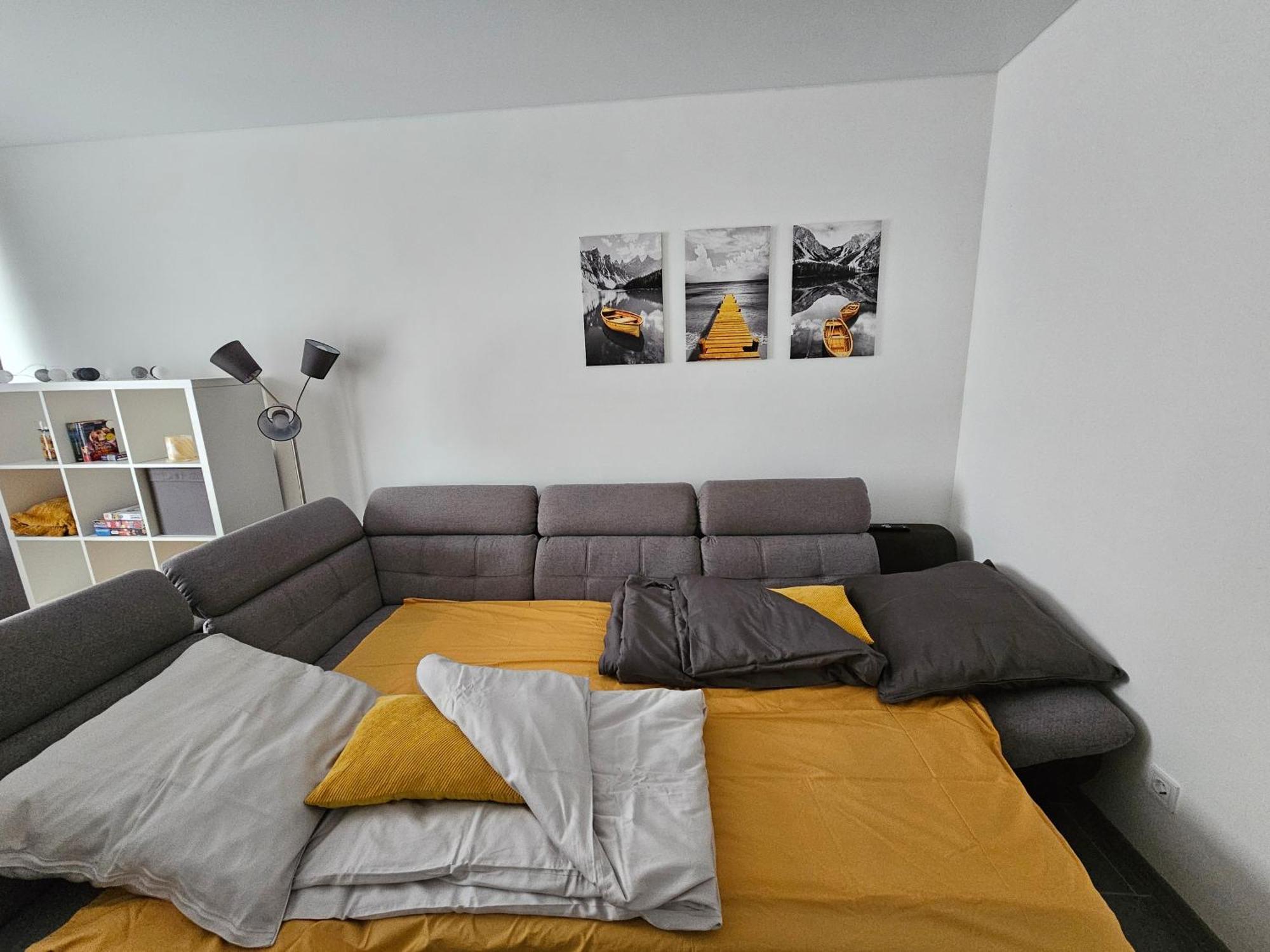 Warburg, Fewo "Sweet Home" 2,5 Zi- Eg-Separater Eingang - Parkplatz - Terasse- Komfortabel,Renoviert 外观 照片
